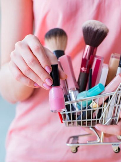 How to Sell Beauty Products from Home UK