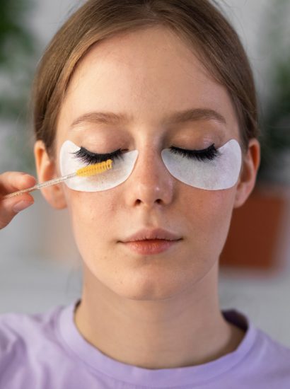 How Do You Get Eyelash Glue Off