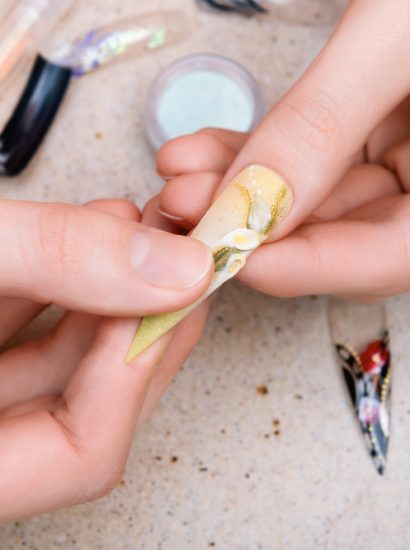 What Are Liquid Gel Nails