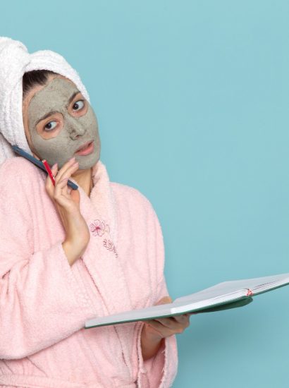 How Much Should I Tip for a Facial