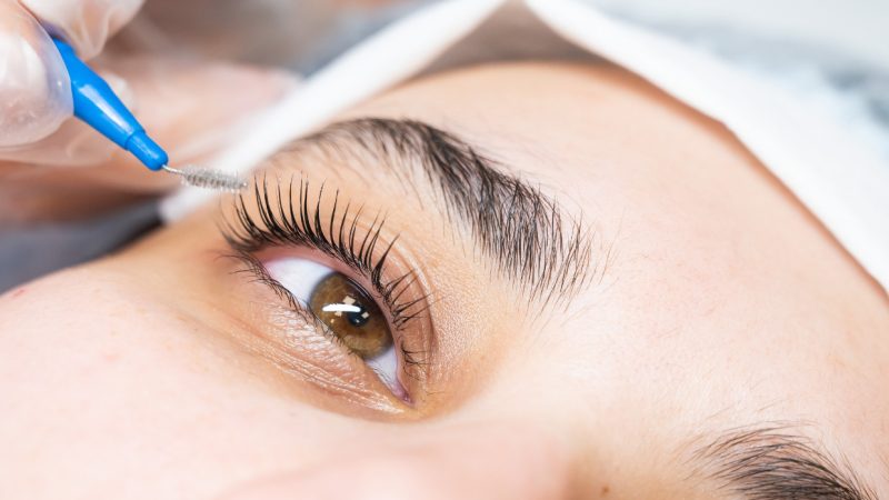 eyelash tinting how long does it last