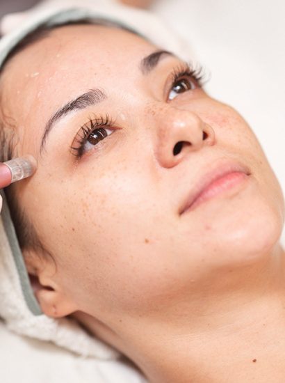 how much should i tip for a facial