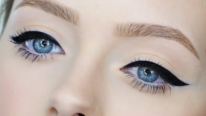 best color eyeliner for blue eyes